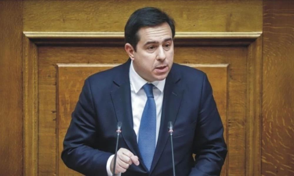 Μηταράκης: Δεν είμαστε εναντίον ούτε των μεταναστών ούτε των προσφύγων